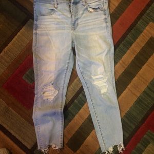 AE cropped destroyed stretch jean